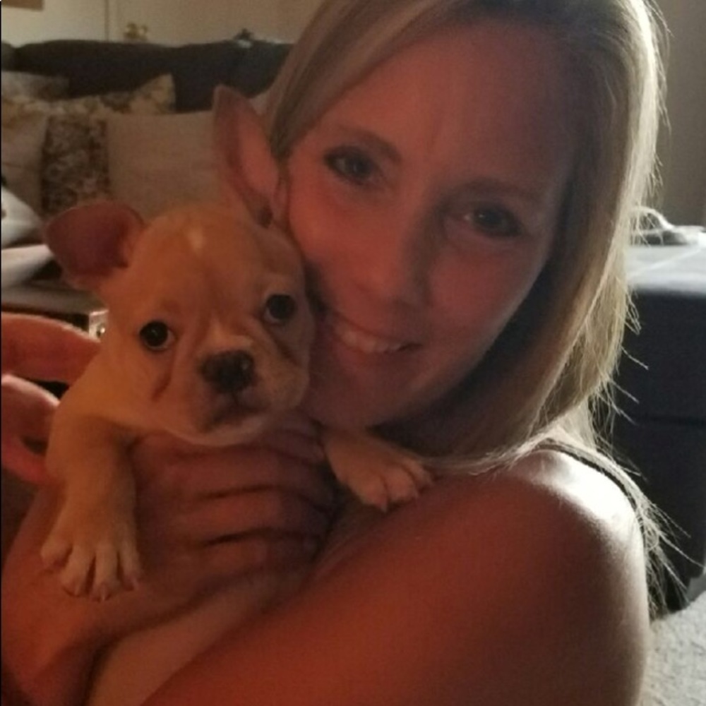 Meet your Posher, Victoria